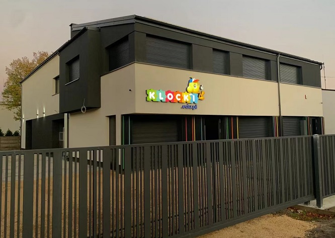 2021-10-09 Congratulations on klocki.edu.pl Moving into New Building A