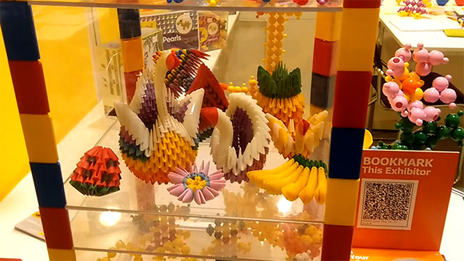 2015-HongKong-Toys-Fair-Loowi-artToys-5G-E29-Booth